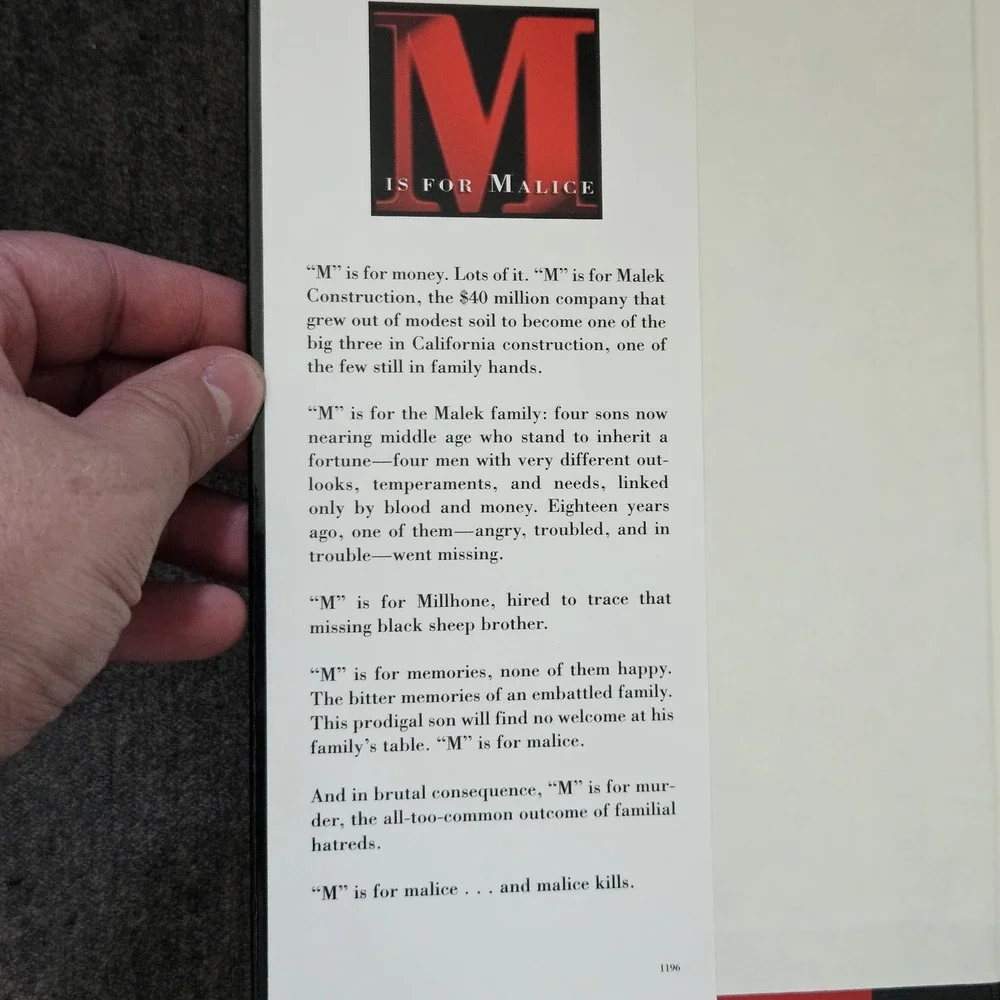 Sue Grafton Lot Of 2 First Edition Books Alphabet Series M &K‎ Malice And Killer